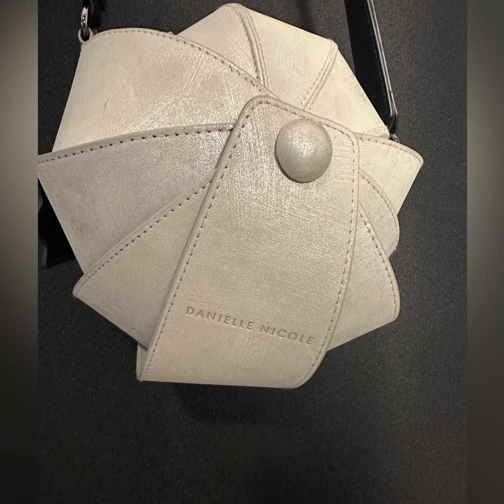 Danielle Nicole X Disney Starwars The Mandalorian… - image 5